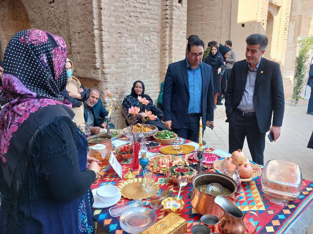 جشنواره غذا ساوه